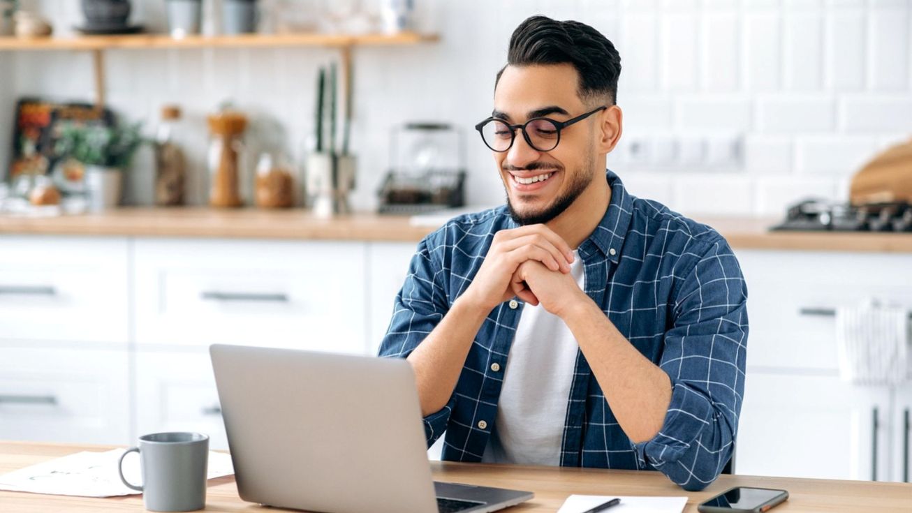 How to Write a Strong Reference Letter for Study Abroad